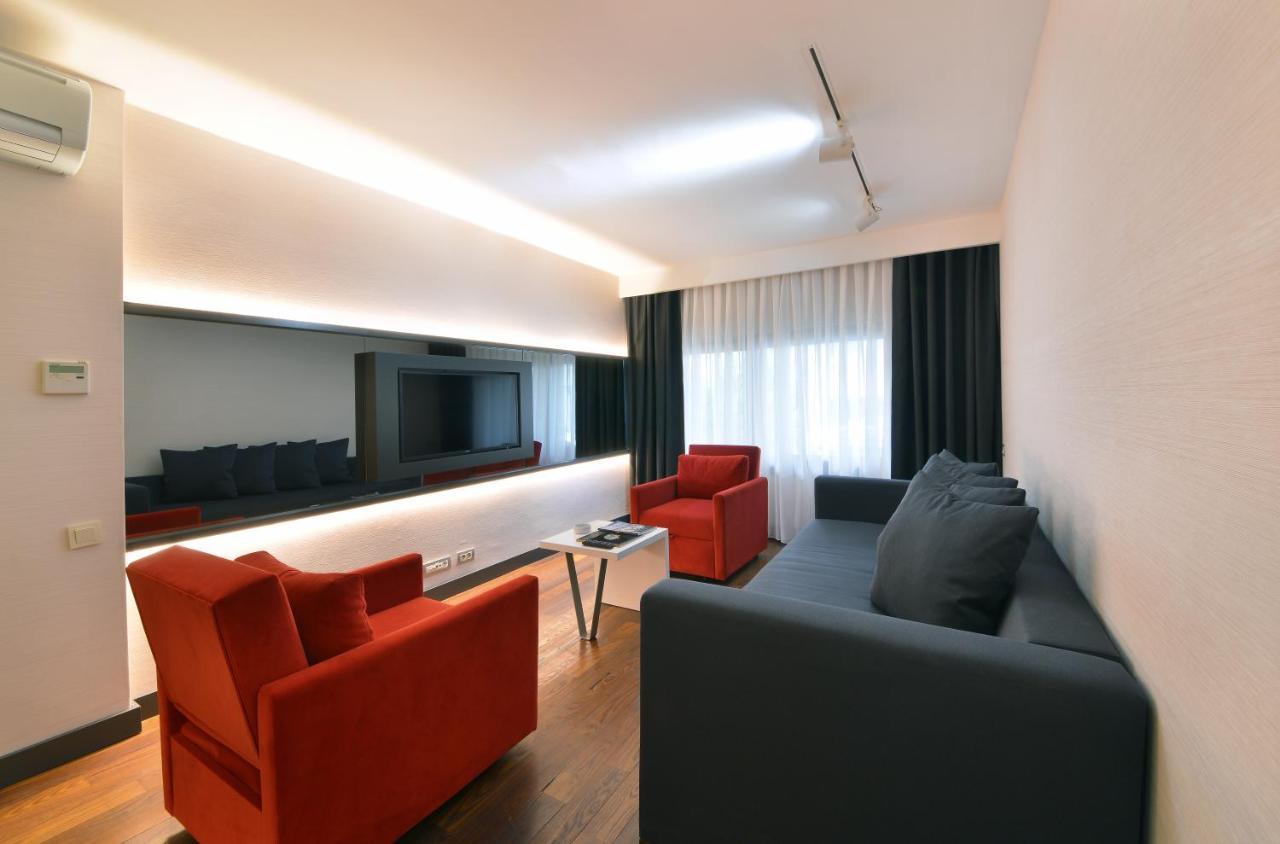 Nish & Hotel Istambul